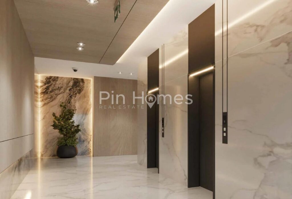 imgi_107_14868213-6d5cao