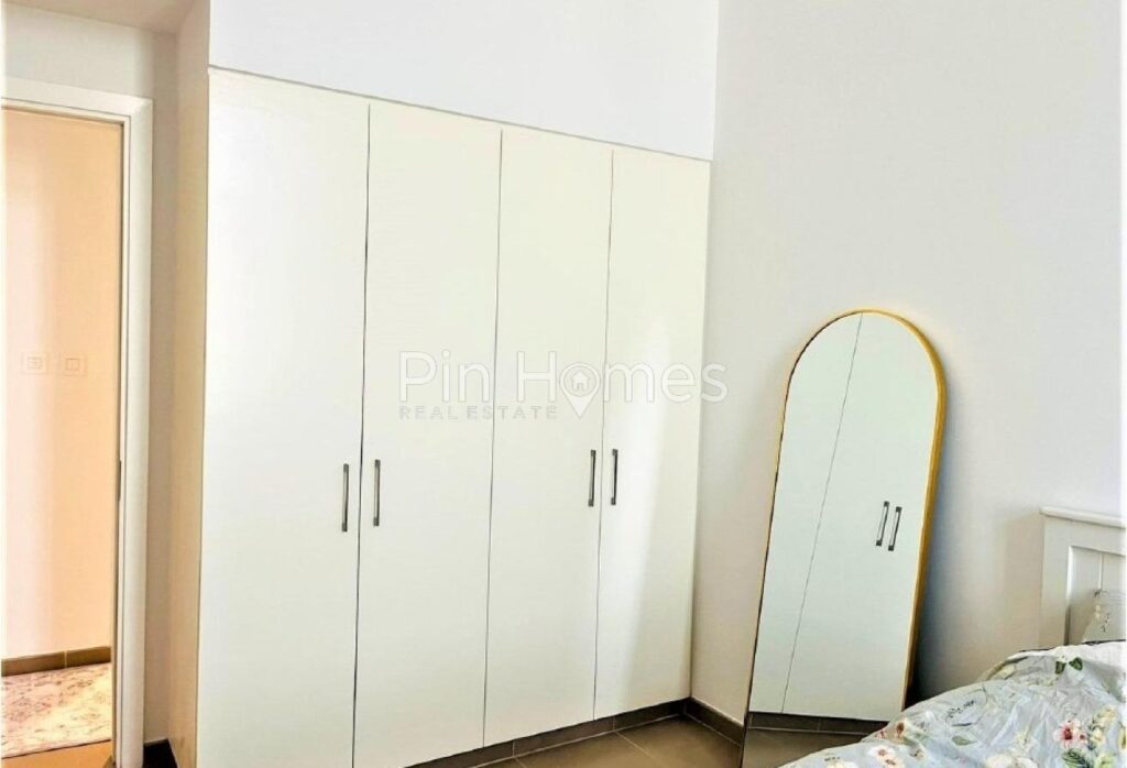 imgi_77_14906277-8269co