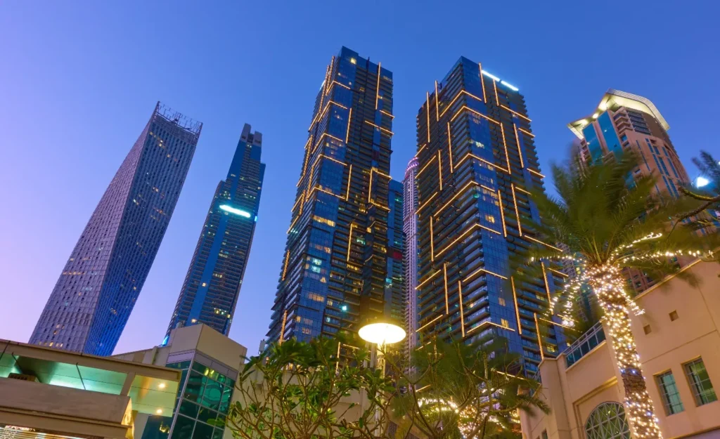 Off-Plan vs Ready Property: What Should Indians Choose?