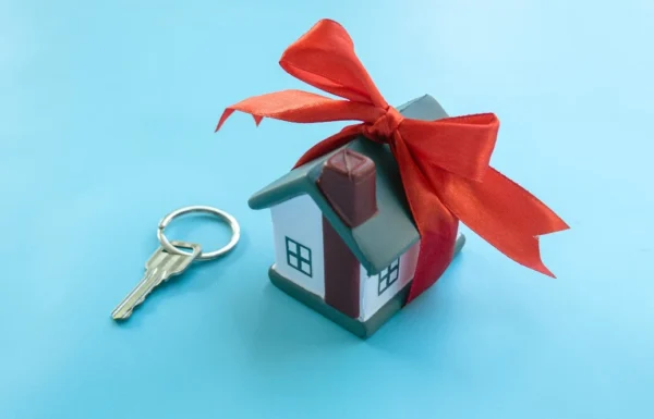 Property Gifting in Dubai: Fees, Steps & What No One Tells You